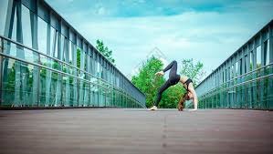 深度解析“赔率更新频率”：慢即是信息。（解读赔率更新节奏：慢即信号）